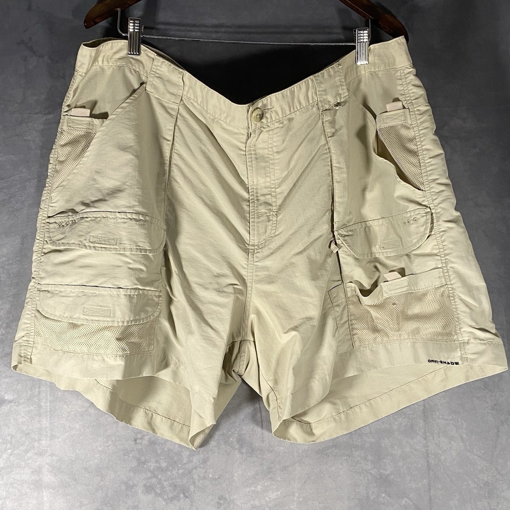 Columbia PFG Shorts Size 44 Beige Outdoors Hiking Cargo Shorts